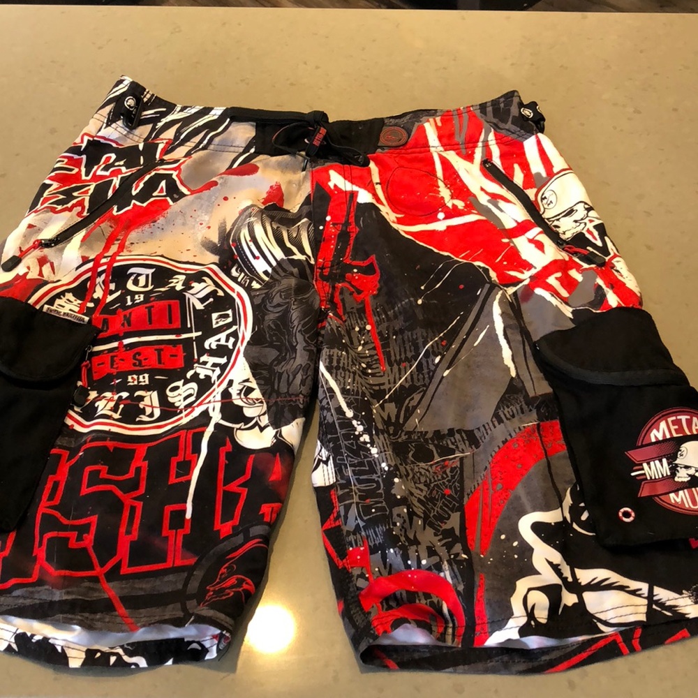 🤘🏻Metal Mulisha men’s SwimTrunks /board shorts